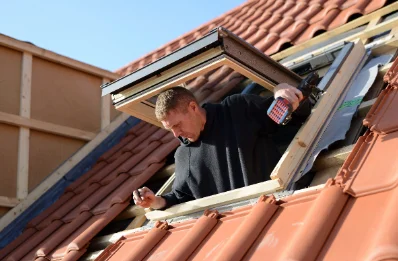 Pose de fenêtres de toit Velux à Biéville